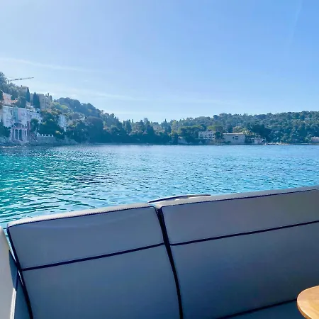 Úszó hotel Bateau Njoy Saint-Laurent-du-Var
